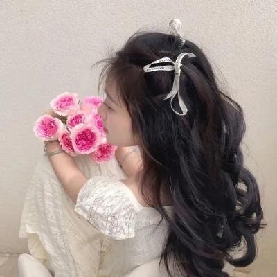 顶流女星离婚传闻疯传，服务器被挤瘫痪，三天三夜持续发酵